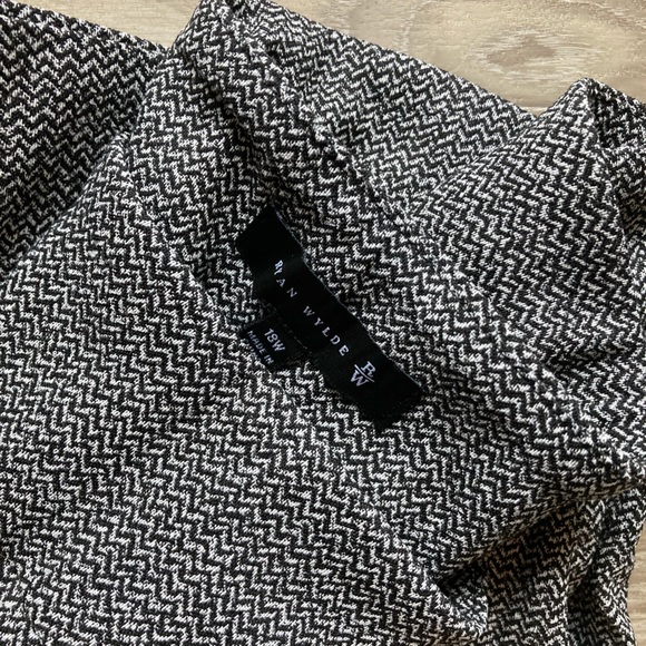 Work Pants Bundle - Picture 5 of 5